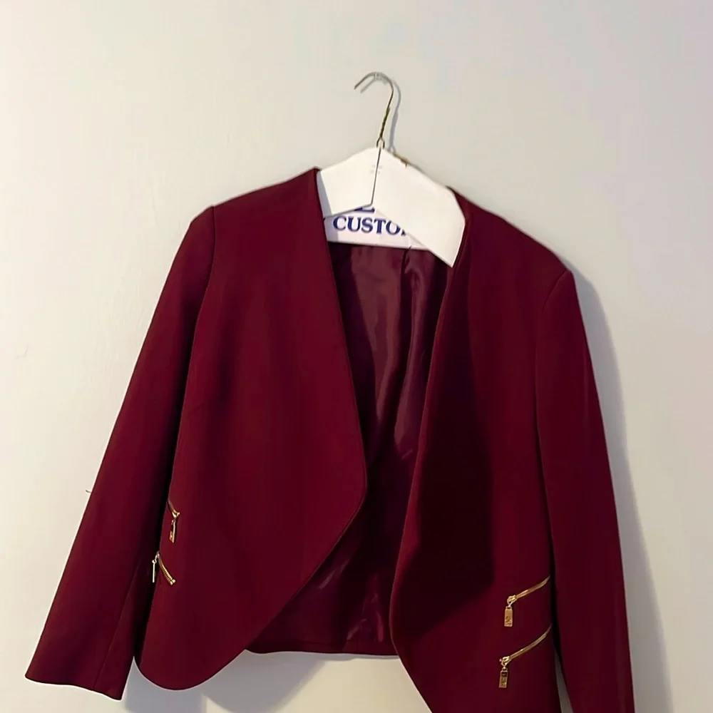 Blazer - Picture 1 of 1